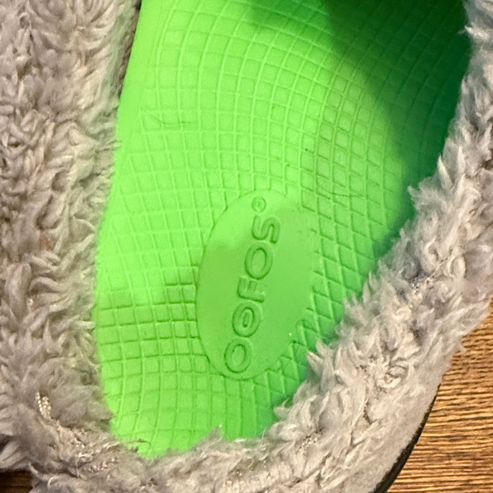 OOFOS Oocoozie Mules Tawny Sherpa Recovery Comfort Slip-on - Picture 4 of 5